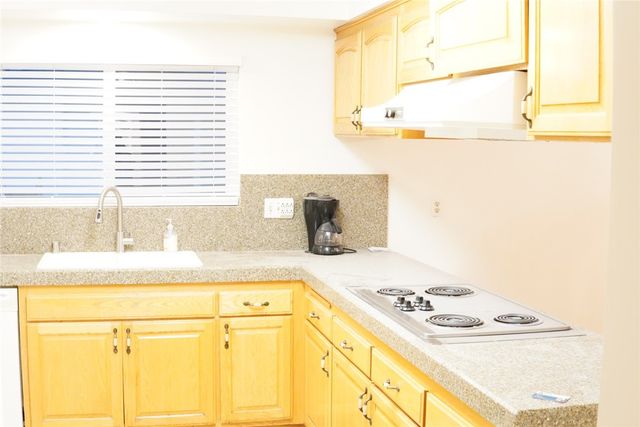 1883 W 182nd, Torrance, CA 90504