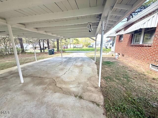 1207 College Street, Oxford, NC 27565