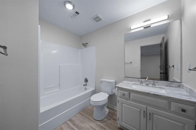 17809 E 171st Street, Pleasant Hill, MO 64080