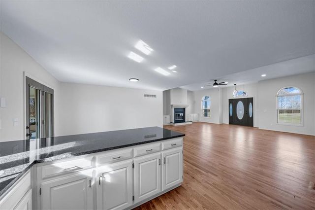 17809 E 171st Street, Pleasant Hill, MO 64080