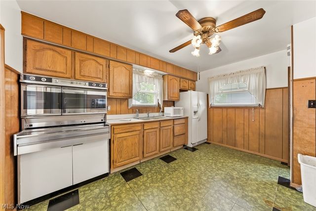 14577 N Gallatin Boulevard, Brook Park, OH 44142