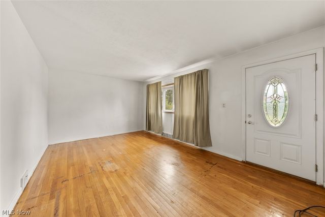 14577 N Gallatin Boulevard, Brook Park, OH 44142