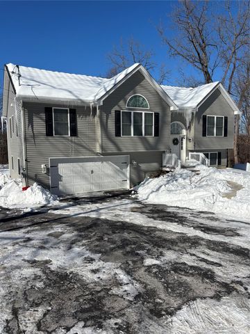 487 Sheafe Road, Poughkeepsie, NY 12601