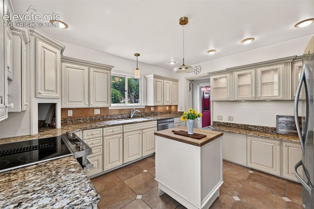 1623 N Weber Street, Colorado Springs, CO 80907 — photo 3