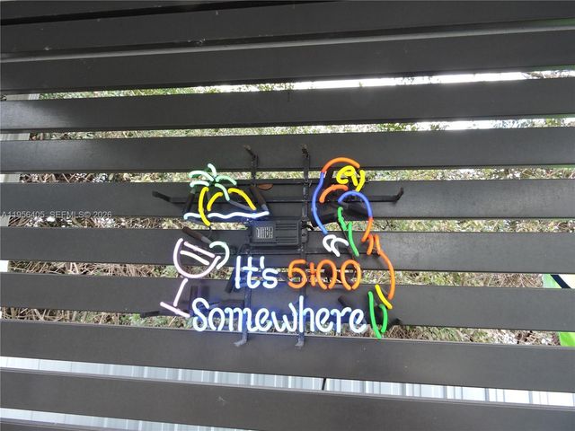 10575 SW 12th Mnr, Pembroke Pines, FL 33025