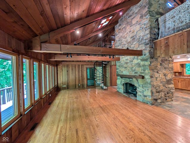 7953 Spring Mill Road, Indianapolis, IN 46260