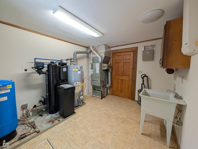 7953 Spring Mill Road, Indianapolis, IN 46260
