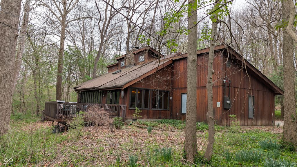7953 Spring Mill Road, Indianapolis, IN 46260