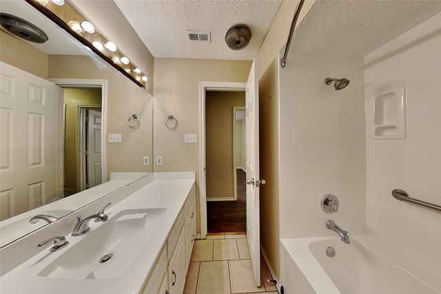 4416 Rising Sun Court, Arlington, TX 76017