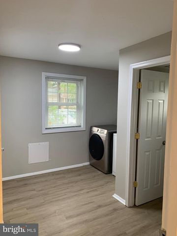 6810 FERN LN, Annandale, VA 22003