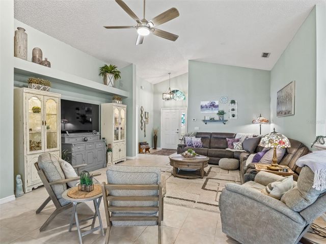 3883 EVERSHOLT STREET, Clermont, FL 34711