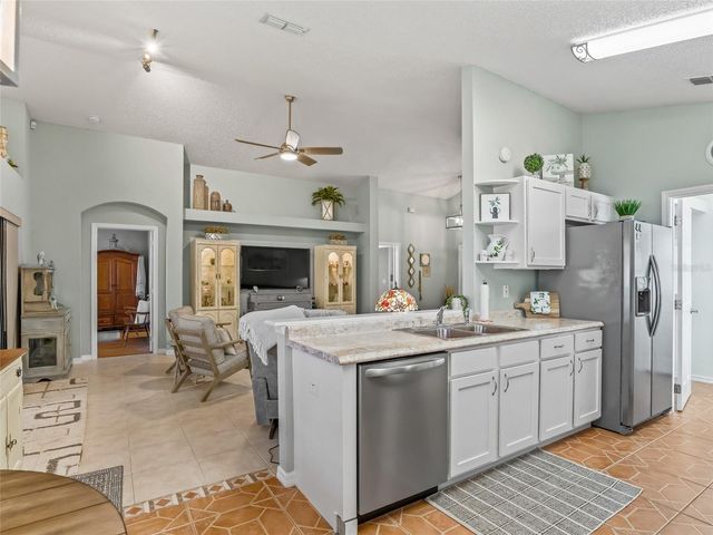 3883 EVERSHOLT STREET, Clermont, FL 34711