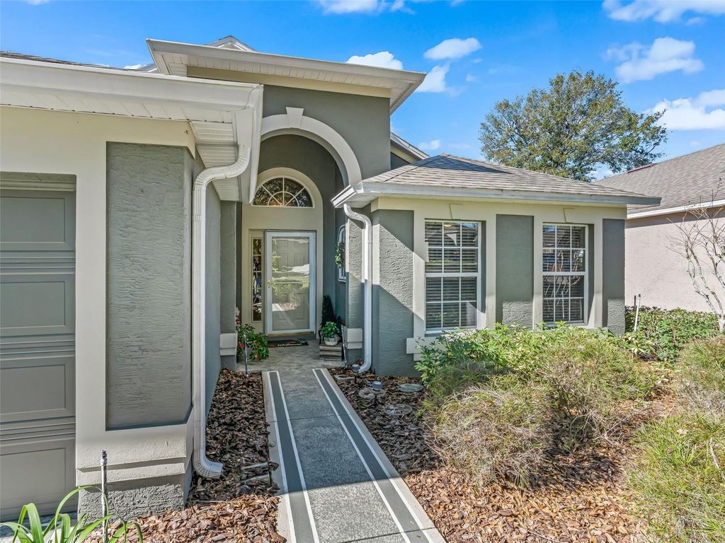 Image 30 of property listing at 3883 EVERSHOLT STREET, Clermont, FL 34711