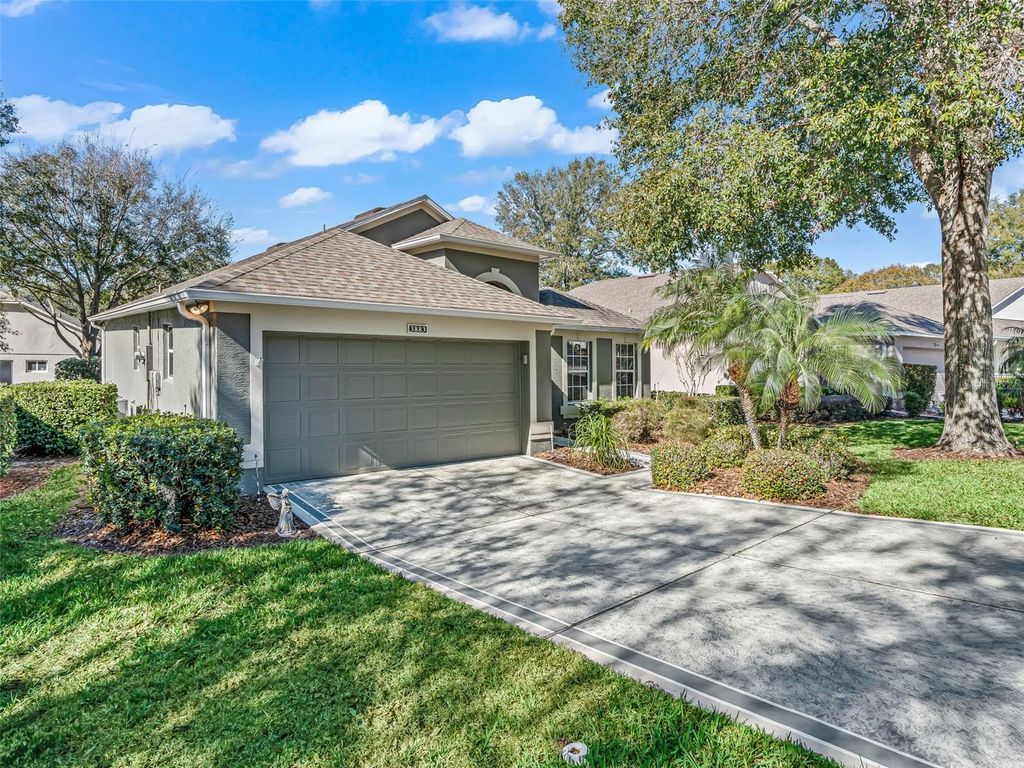 Image 31 of property listing at 3883 EVERSHOLT STREET, Clermont, FL 34711