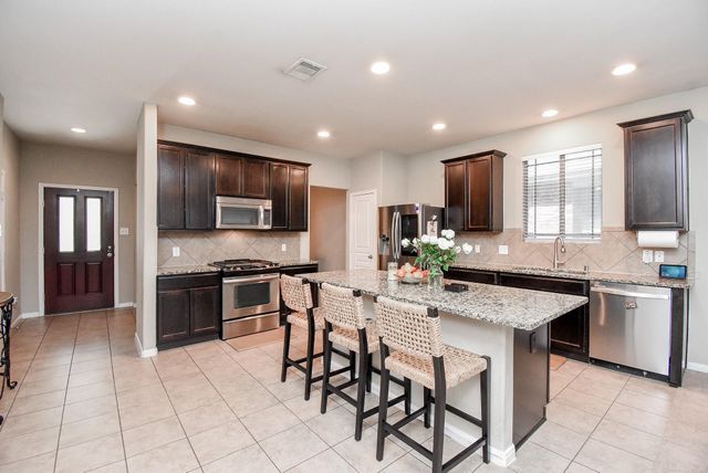 8207 Running Brook Lane, Richmond, TX 77469