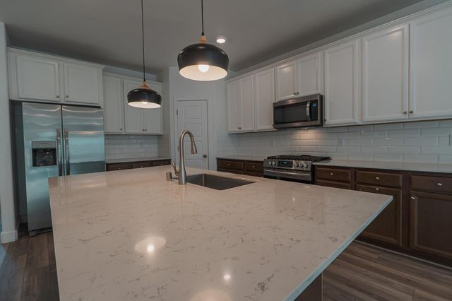 5101 N Annapolis Avenue, Fresno, CA 93723