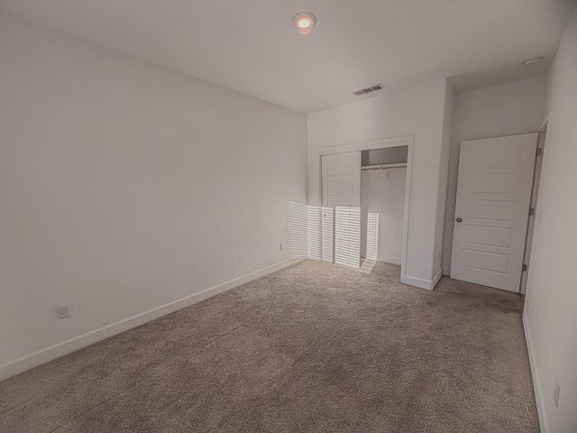 5101 N Annapolis Avenue, Fresno, CA 93723