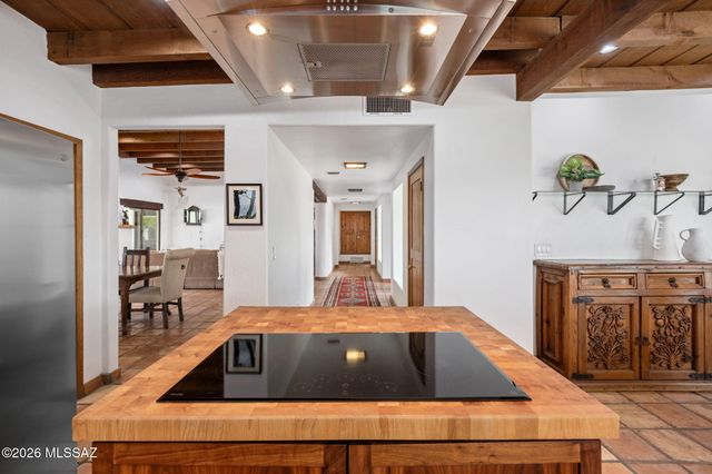 5060 N Camino De Oeste, Tucson, AZ 85745