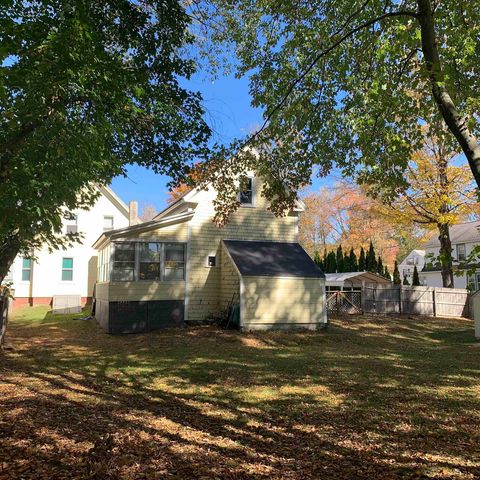 47 Chamberlain Street, Rochester, NH 03867