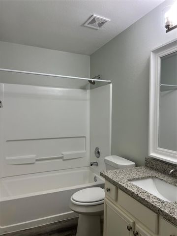 11956 Chanteloup Drive, Houston, TX 77047