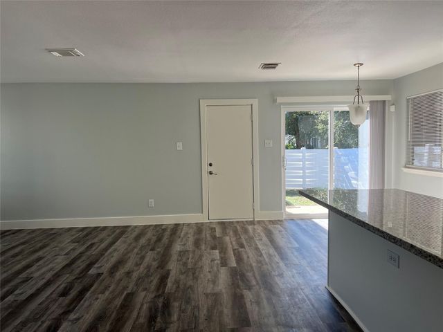 11956 Chanteloup Drive, Houston, TX 77047