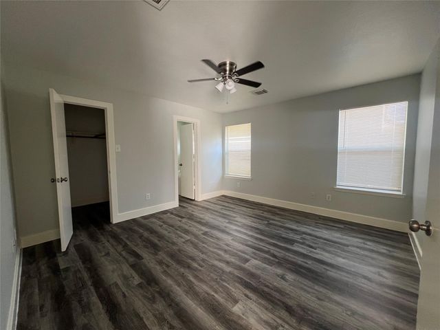 11956 Chanteloup Drive, Houston, TX 77047