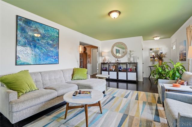 2405 S Gary Place, Tulsa, OK 74114