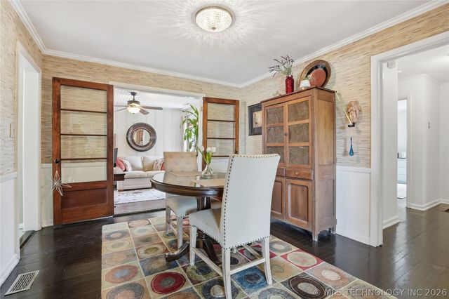 2405 S Gary Place, Tulsa, OK 74114