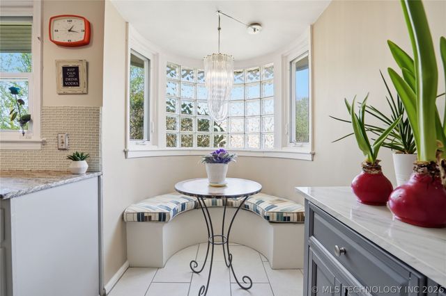 2405 S Gary Place, Tulsa, OK 74114