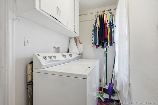 2405 S Gary Place, Tulsa, OK 74114