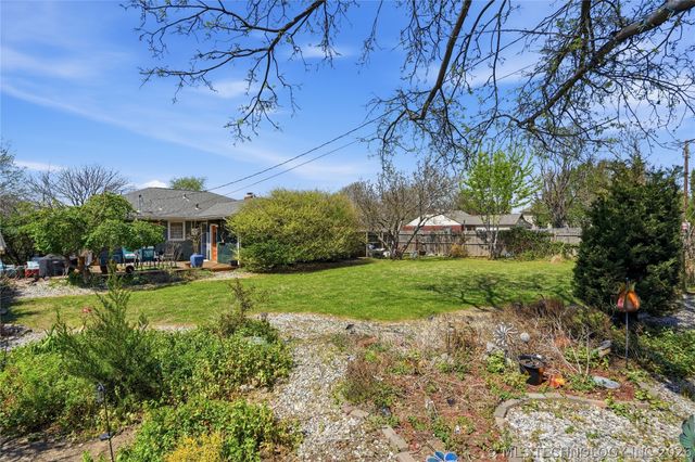 2405 S Gary Place, Tulsa, OK 74114