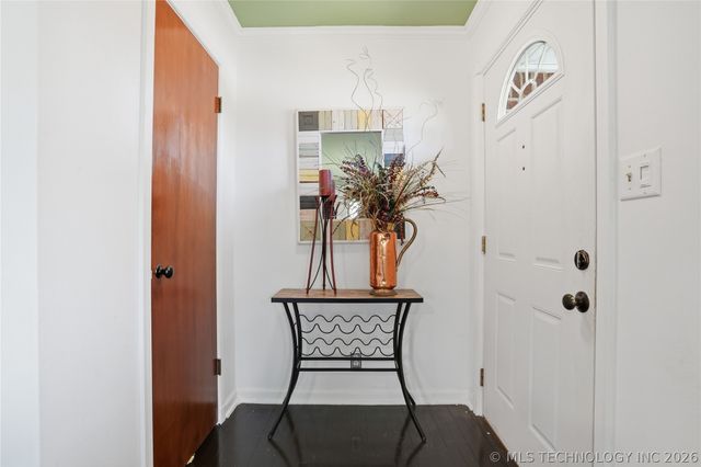 2405 S Gary Place, Tulsa, OK 74114