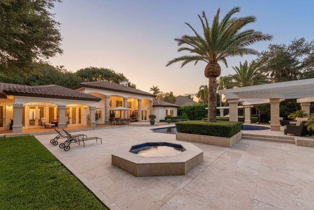 6350 SW 92nd St, Pinecrest, FL 33156