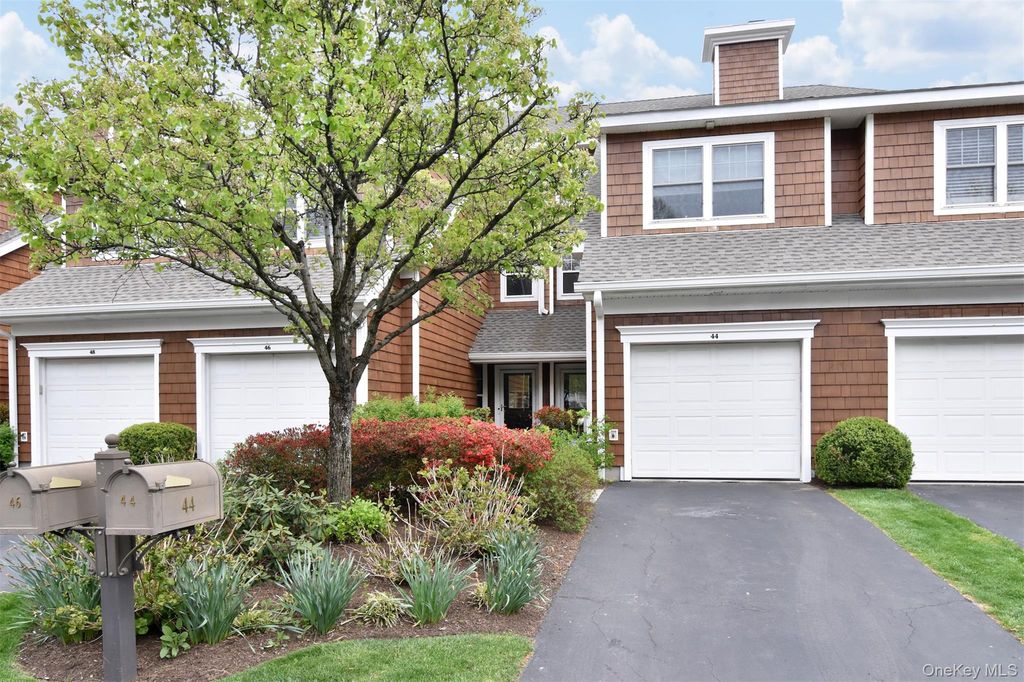 44 Trailhead Lane, Tarrytown, NY 10591