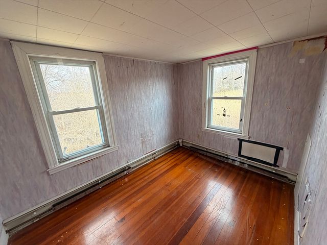 33 Hayes Ave, Whitman, MA 02382
