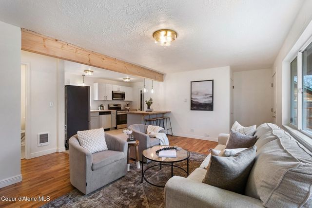 1049 N 14th ST, Coeur D'alene, ID 83814