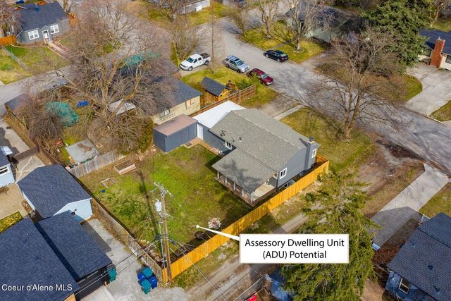 1049 N 14th ST, Coeur D'alene, ID 83814