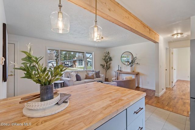 1049 N 14th ST, Coeur D'alene, ID 83814