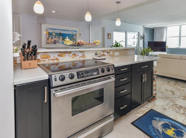 2600 N Flagler Drive 803, West Palm Beach, FL 33407