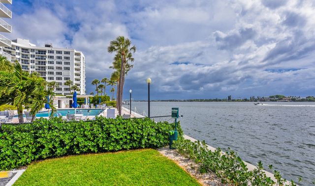 2600 N Flagler Drive 803, West Palm Beach, FL 33407