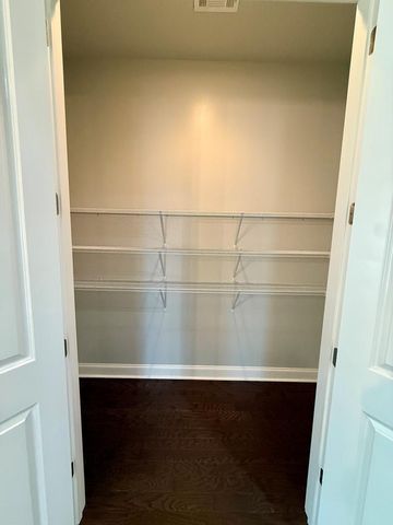 681 Charleston Mills Dr, Dothan, AL 36350