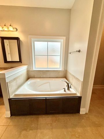 681 Charleston Mills Dr, Dothan, AL 36350