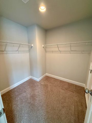 681 Charleston Mills Dr, Dothan, AL 36350