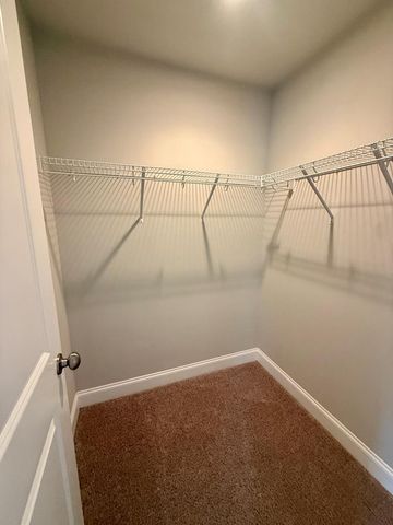 681 Charleston Mills Dr, Dothan, AL 36350