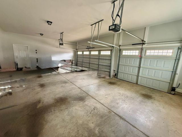 681 Charleston Mills Dr, Dothan, AL 36350