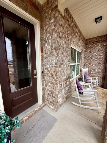 681 Charleston Mills Dr, Dothan, AL 36350