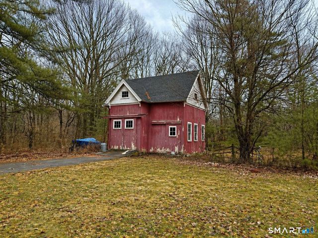 21 High Bridge Road, Newtown, CT 06482