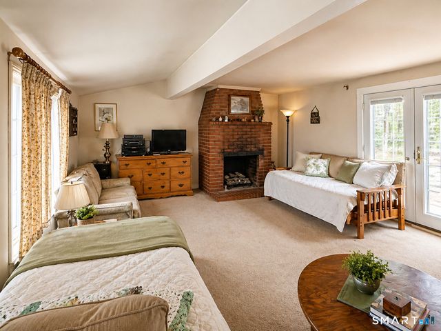 21 High Bridge Road, Newtown, CT 06482