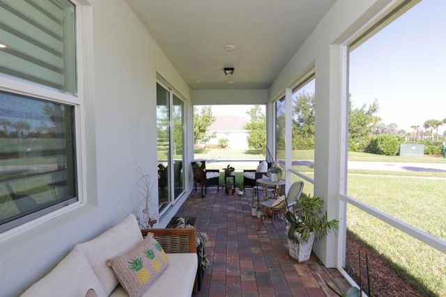 13646 SW GINGERLINE Drive, Port St. Lucie, Port St Lucie, FL 34987