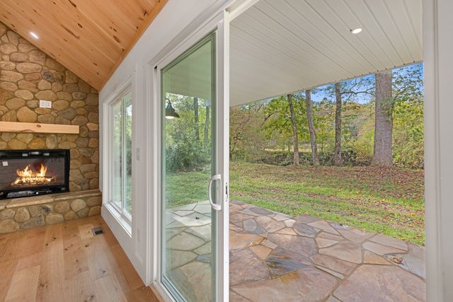 6389 Old Hwy 64 W, Warne, NC 28909